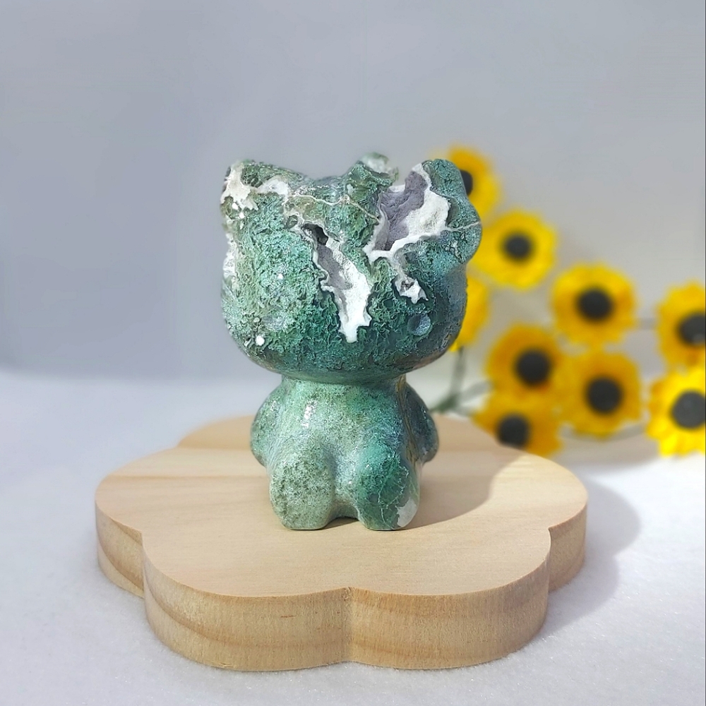 ♡Hello Kitty Moss Agate Carving